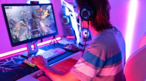 Social Dynamics and Multiplayer Appeal